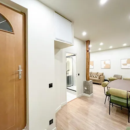 Apartmán Urban Flat 199 - Beautiful 5 Bedrooms In The Center Paříž